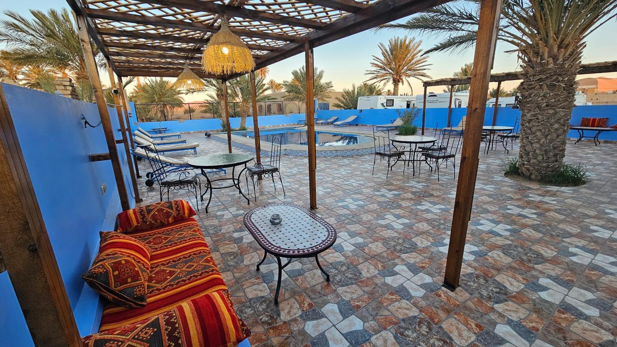 Auberge Les Roches เมอร์ซูกา ภายนอก รูปภาพ