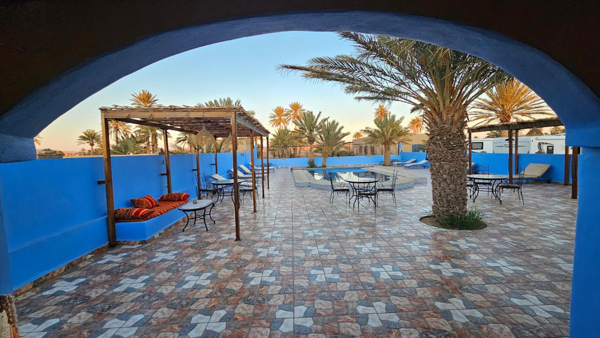 Auberge Les Roches เมอร์ซูกา ภายนอก รูปภาพ